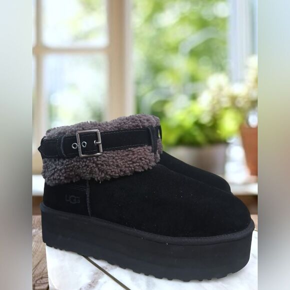 UGG Ultra Mini Belted Roller Boots Black Suede Shearling Platform Women’s 12 EU - Picture 8 of 12